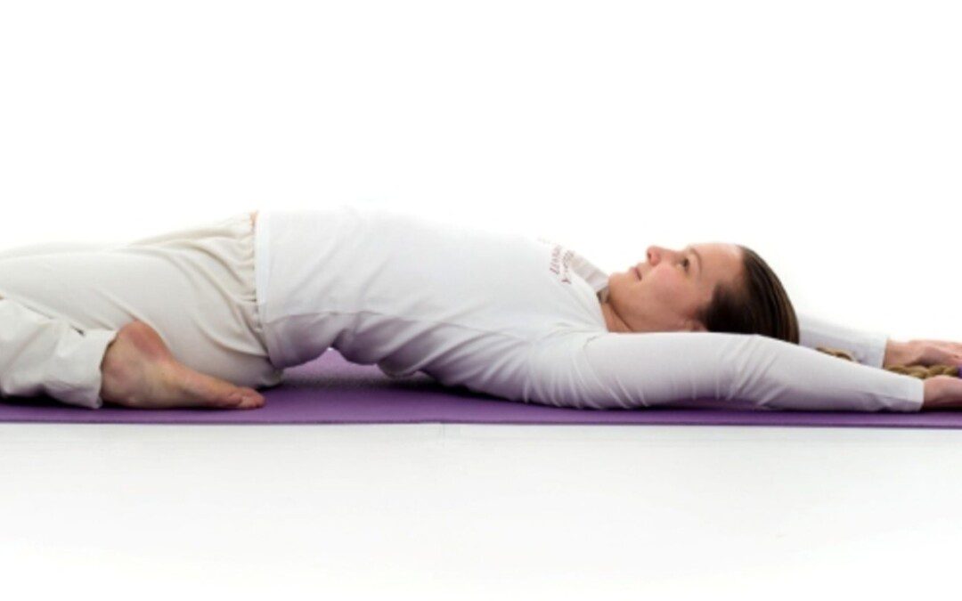 Szupta-vírászana – Fekvő hőspóz