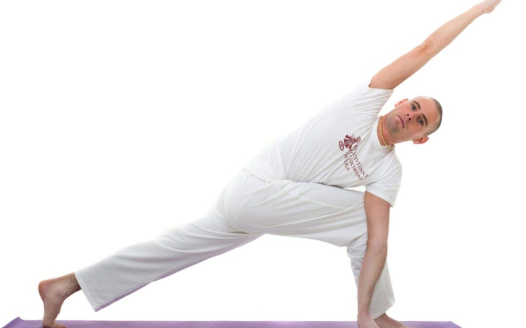 Parivritta-pársvakónászana – Átforduló oldalsó szögtartás