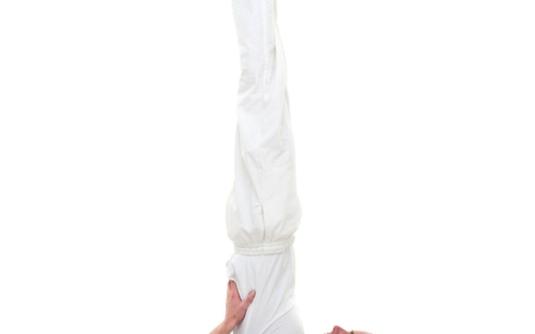 Szálamba-szarvángászana – Alátámasztásos gyertyaállás