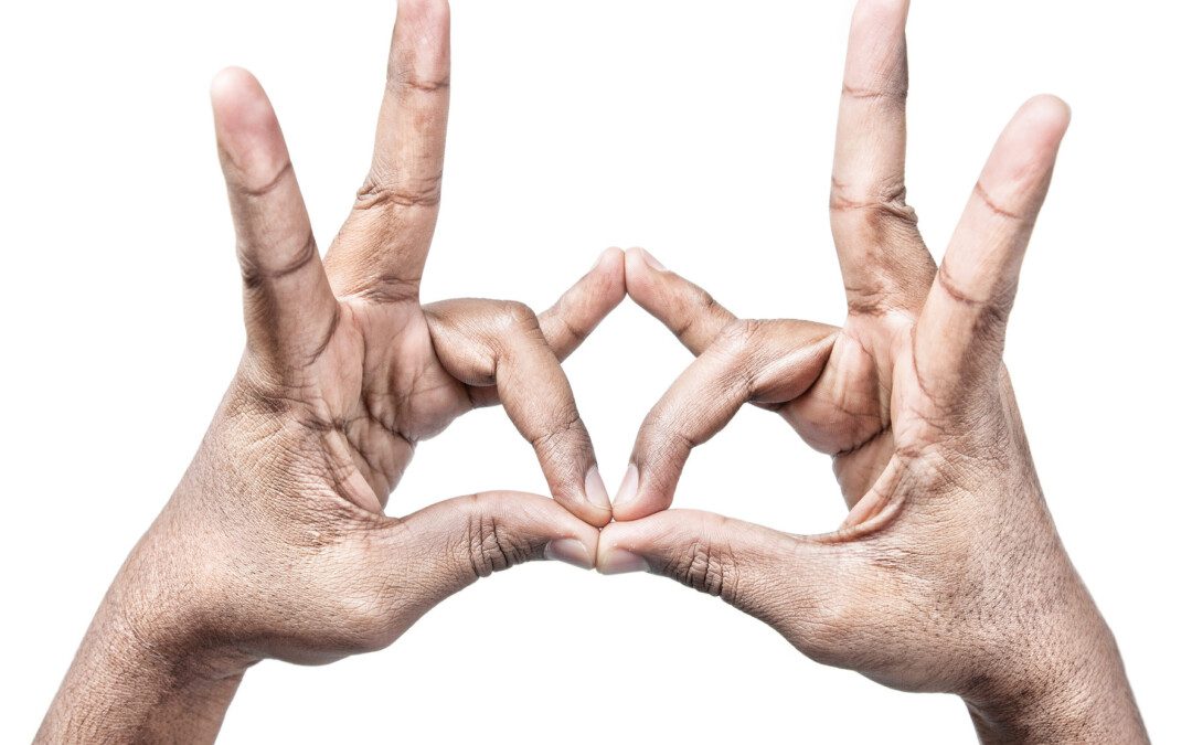 Mahá-szakrális mudrá