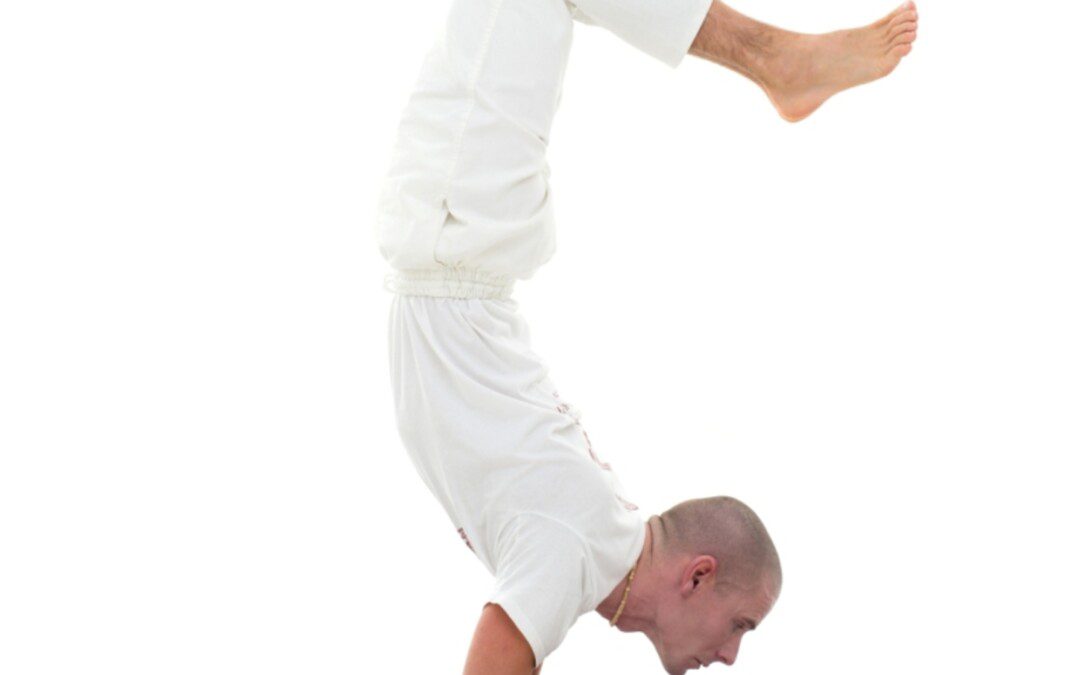 Vriscsikászana – Skorpióállás