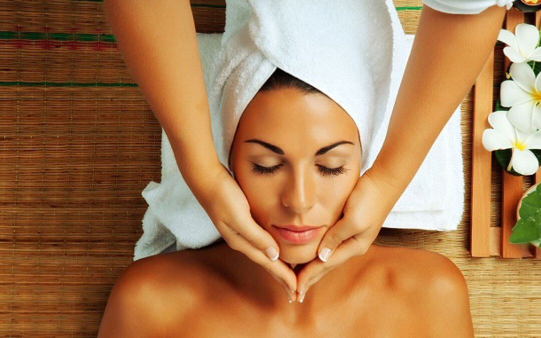 Otthoni bőrápolás és ájurvéda