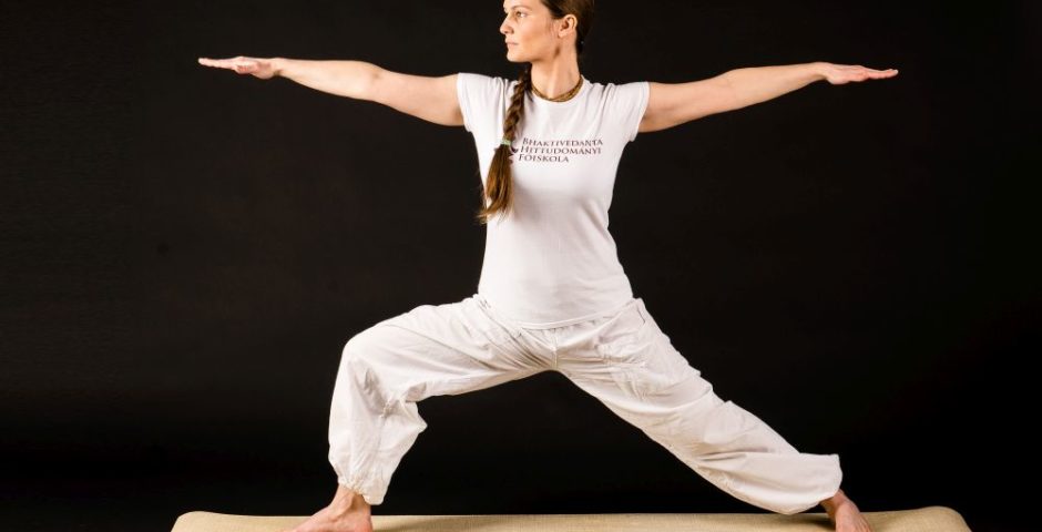 Kezdő jógagyakorlás és előadás-sorozat (11 alkalmas) – Képes Andrea vezetésével