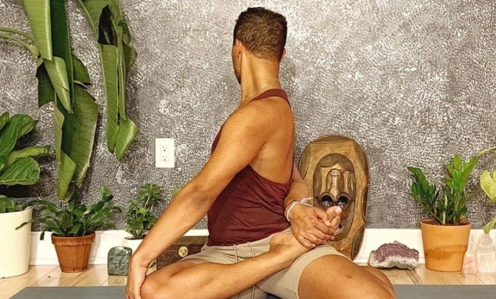 Csavarj egyet az ászana-sor végén!