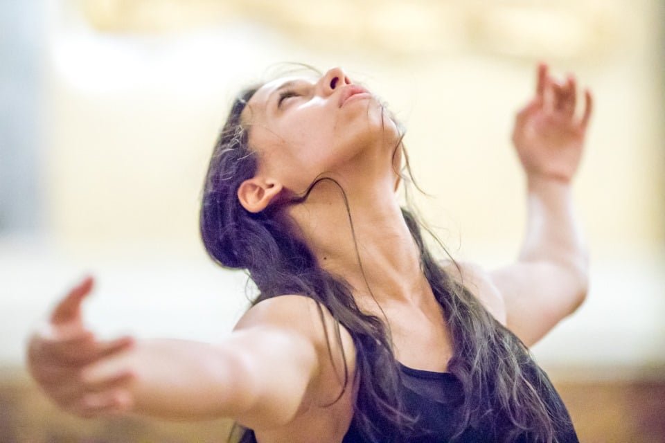 Táncművészből jógi – Julcsi története